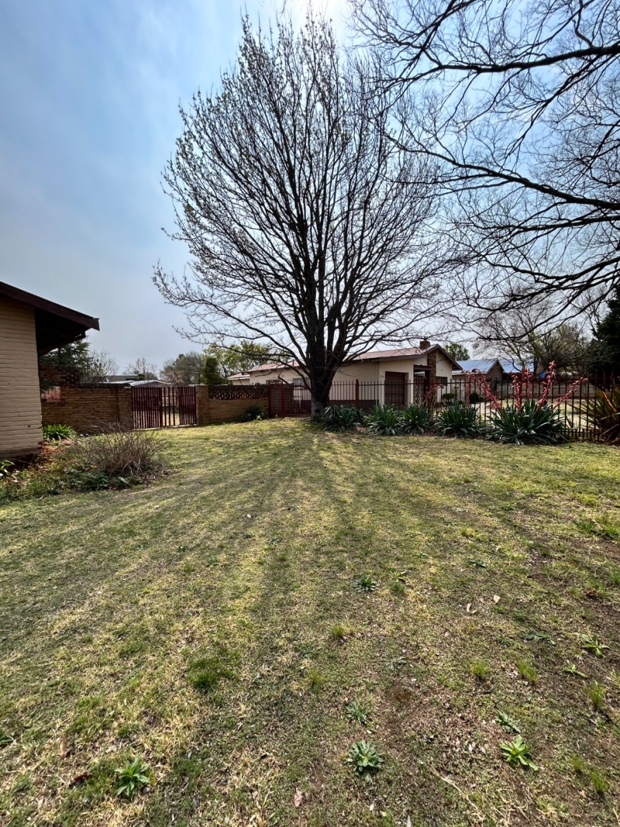 4 Bedroom Property for Sale in Hospitaalheuwel Free State